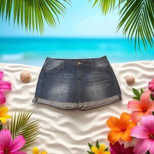Love Indigo Stretch Denim Cuffed Jean Shorts